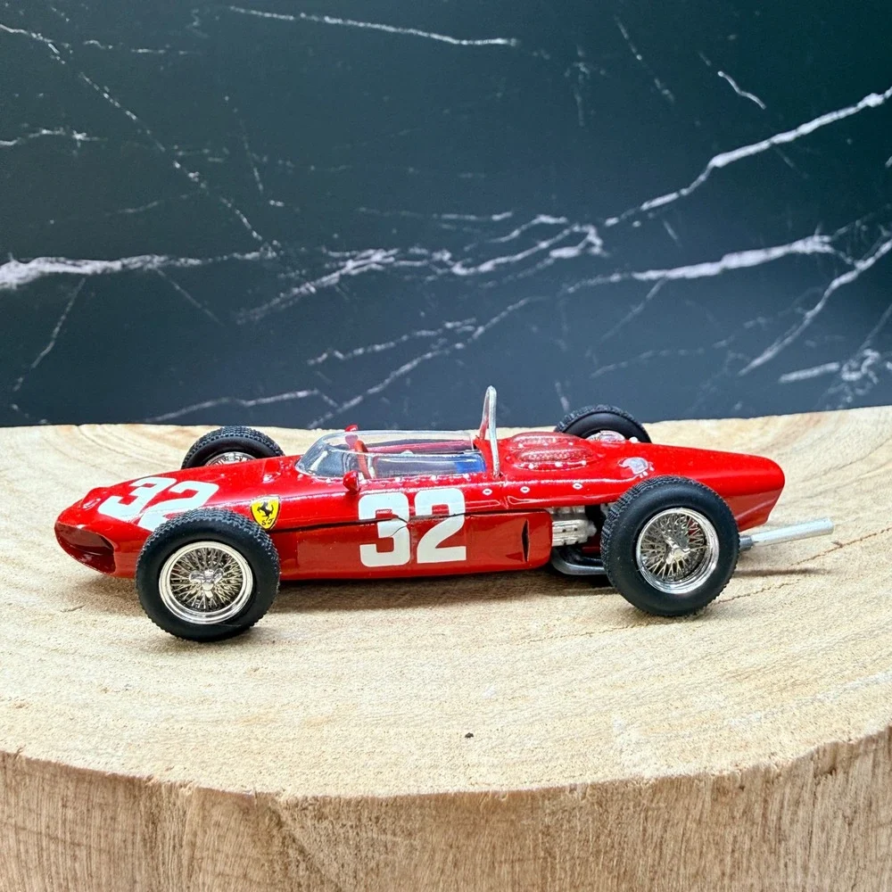 Quartzo Ferrari 156 F1 Red Diecast 1:43 Scale Racing Car Model 32 Made Portugal